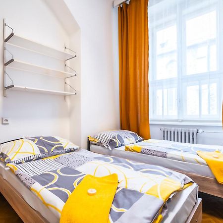 Hostel Hlavkova プラハ エクステリア 写真