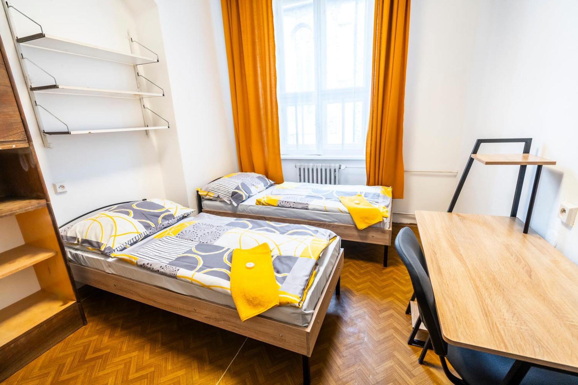 Hostel Hlavkova プラハ エクステリア 写真