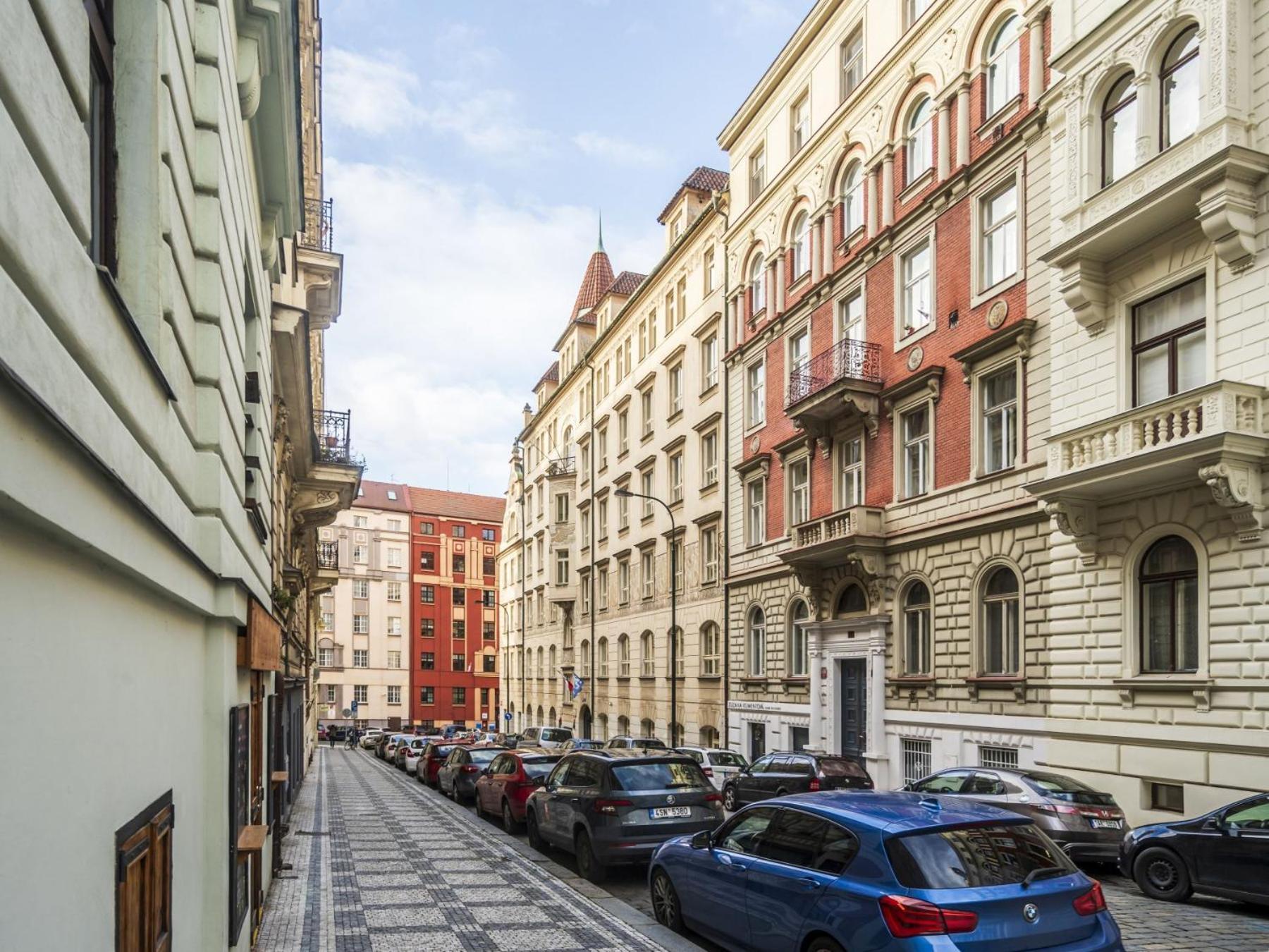 Hostel Hlavkova プラハ エクステリア 写真